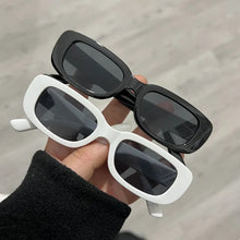 Women's Retro Style Rectangle Sunglasses UV 400 Protection Square Frame