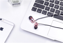 earphones