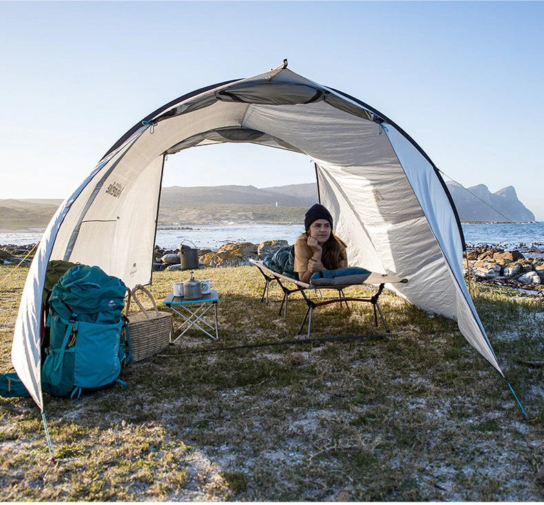 Fold up travel bed outlet
